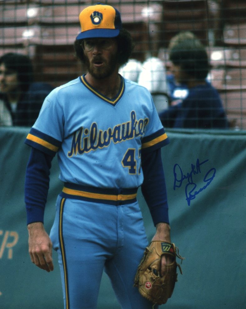 DWIGHT BERNARD SIGNED BREWERS 8X10 PHOTO #1