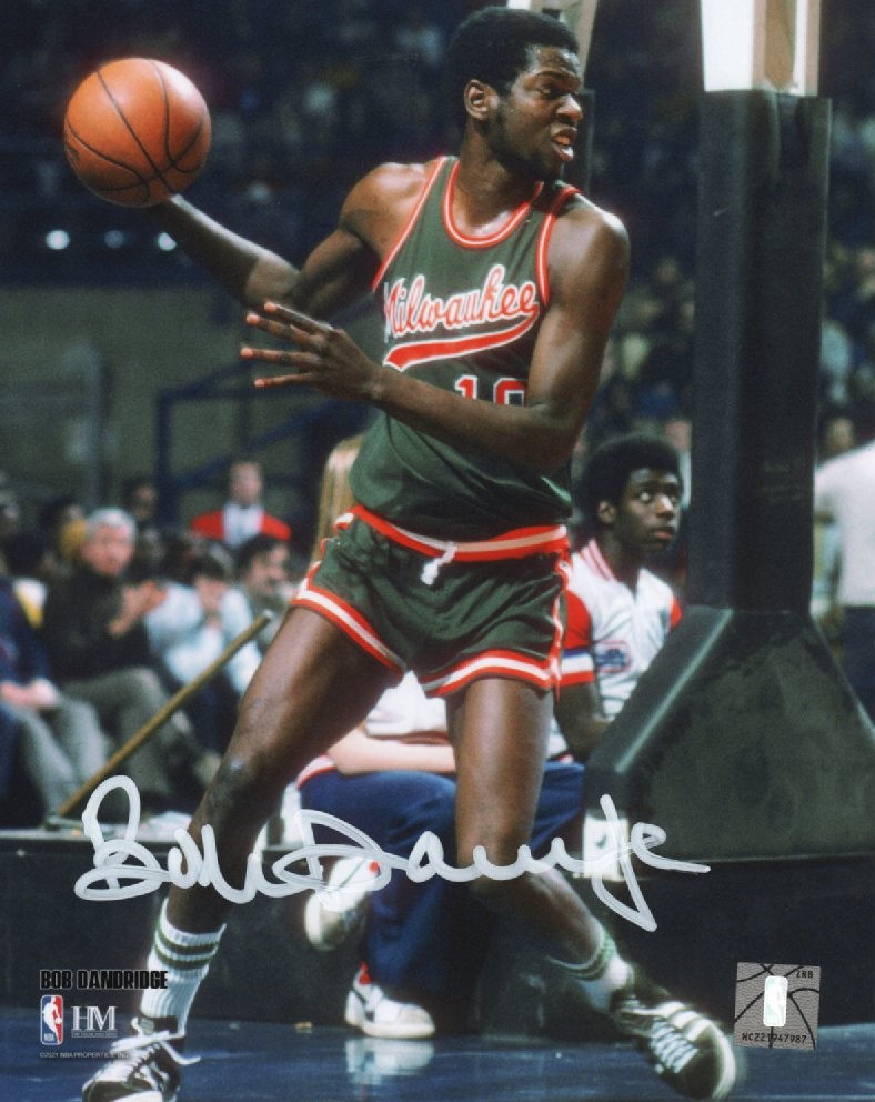 BOB DANDRIDGE SIGNED 8X10 BUCKS PHOTO #5