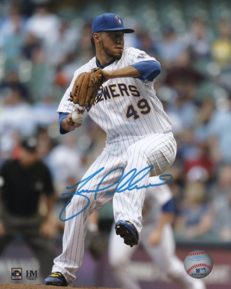 YOVANI GALLARDO SIGNED 8X10 BREWERS PHOTO #3