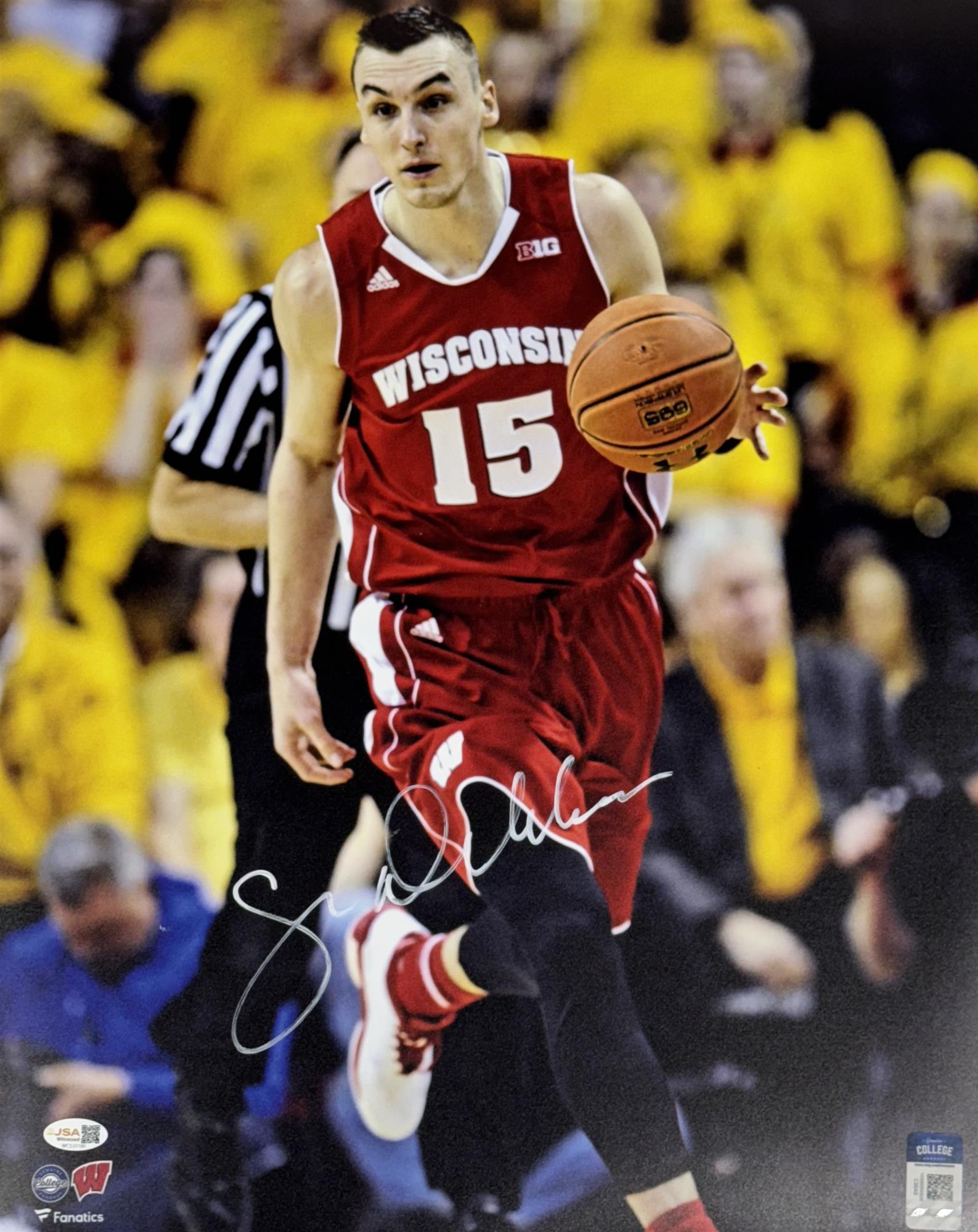 SAM DEKKER SIGNED 16X20 PHOTO #2 - WISCONSIN BADGERS - BAS