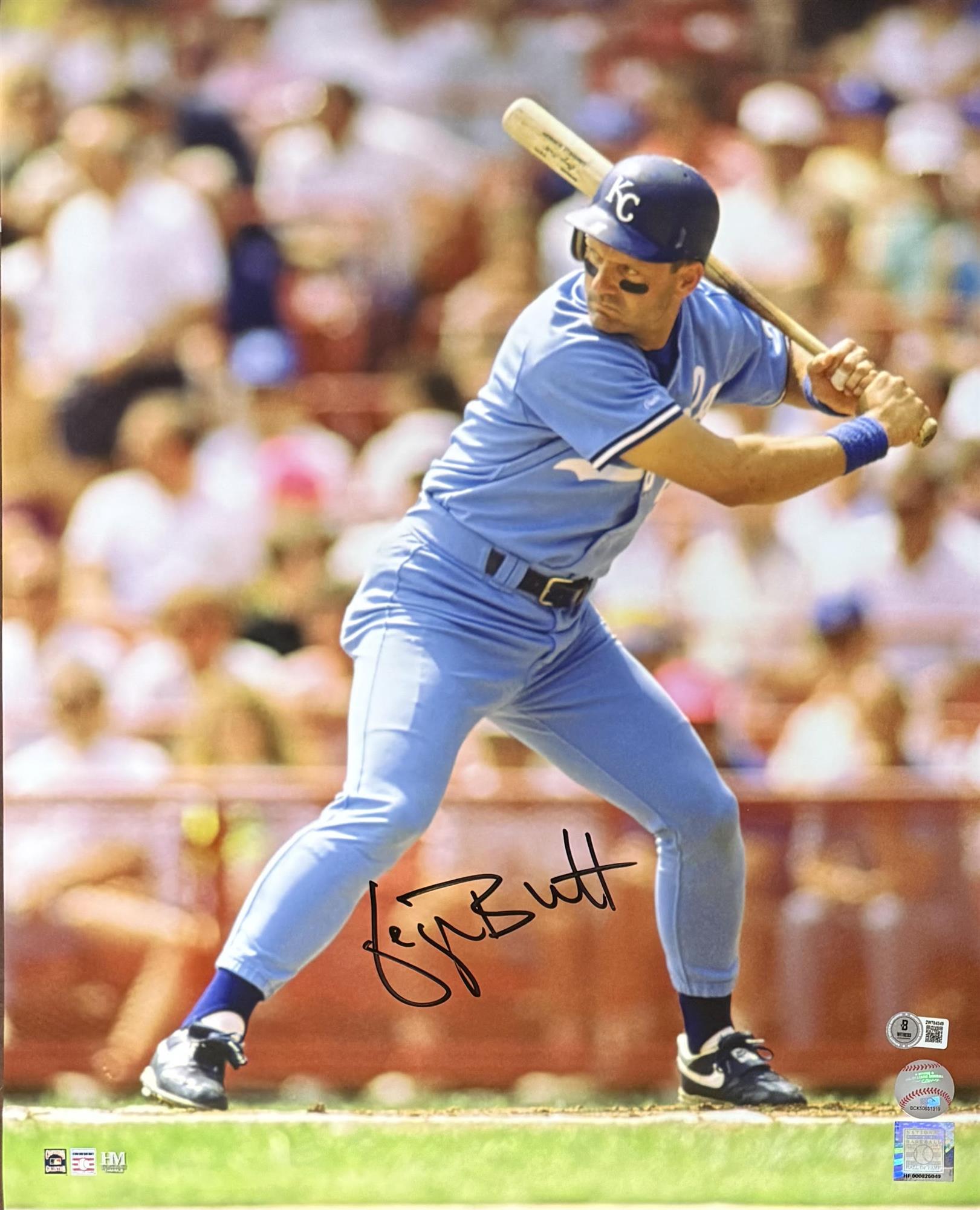 GEORGE BRETT SIGNED ROYALS 16X20 PHOTO #1 - BAS