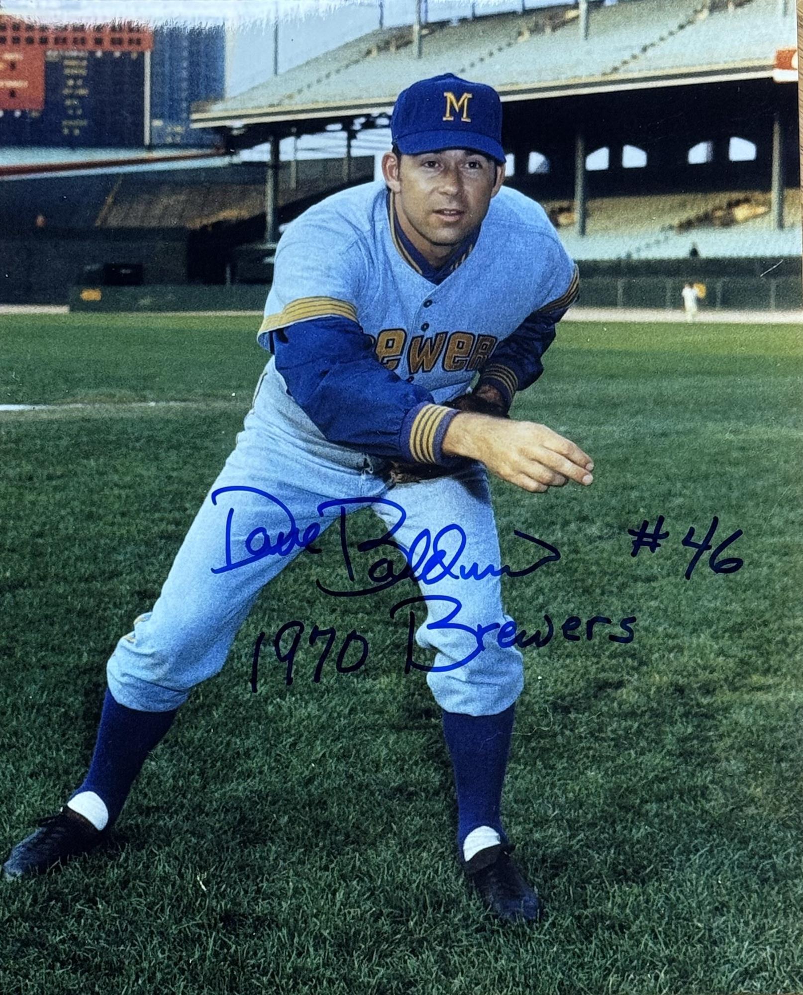 DAVE BALDWIN SIGNED 8X10 BREWERS PHOTO #1