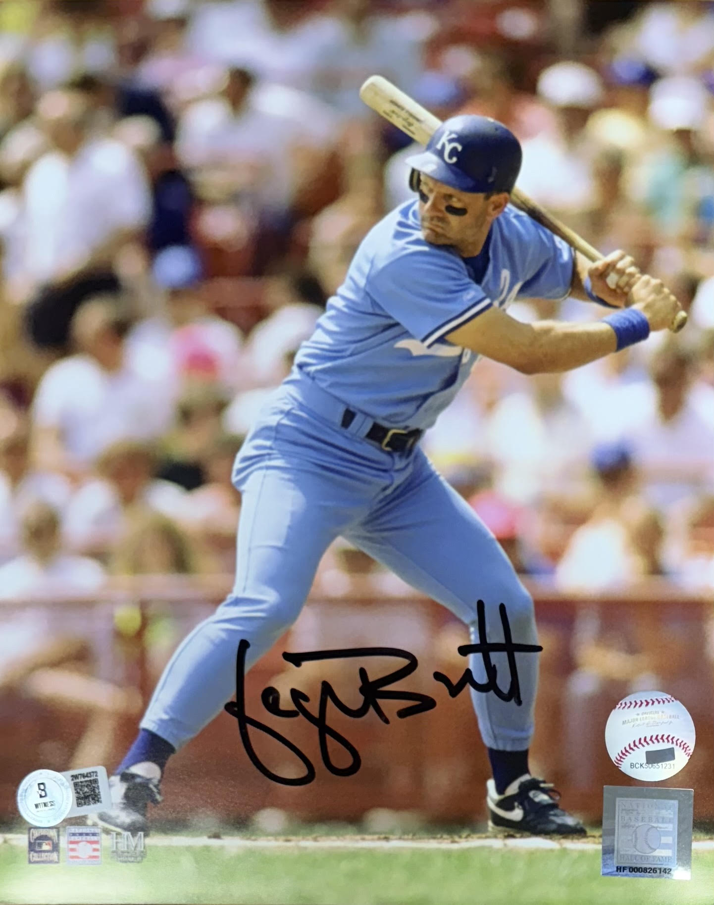 GEORGE BRETT SIGNED ROYALS 8X10 PHOTO #1 - BAS