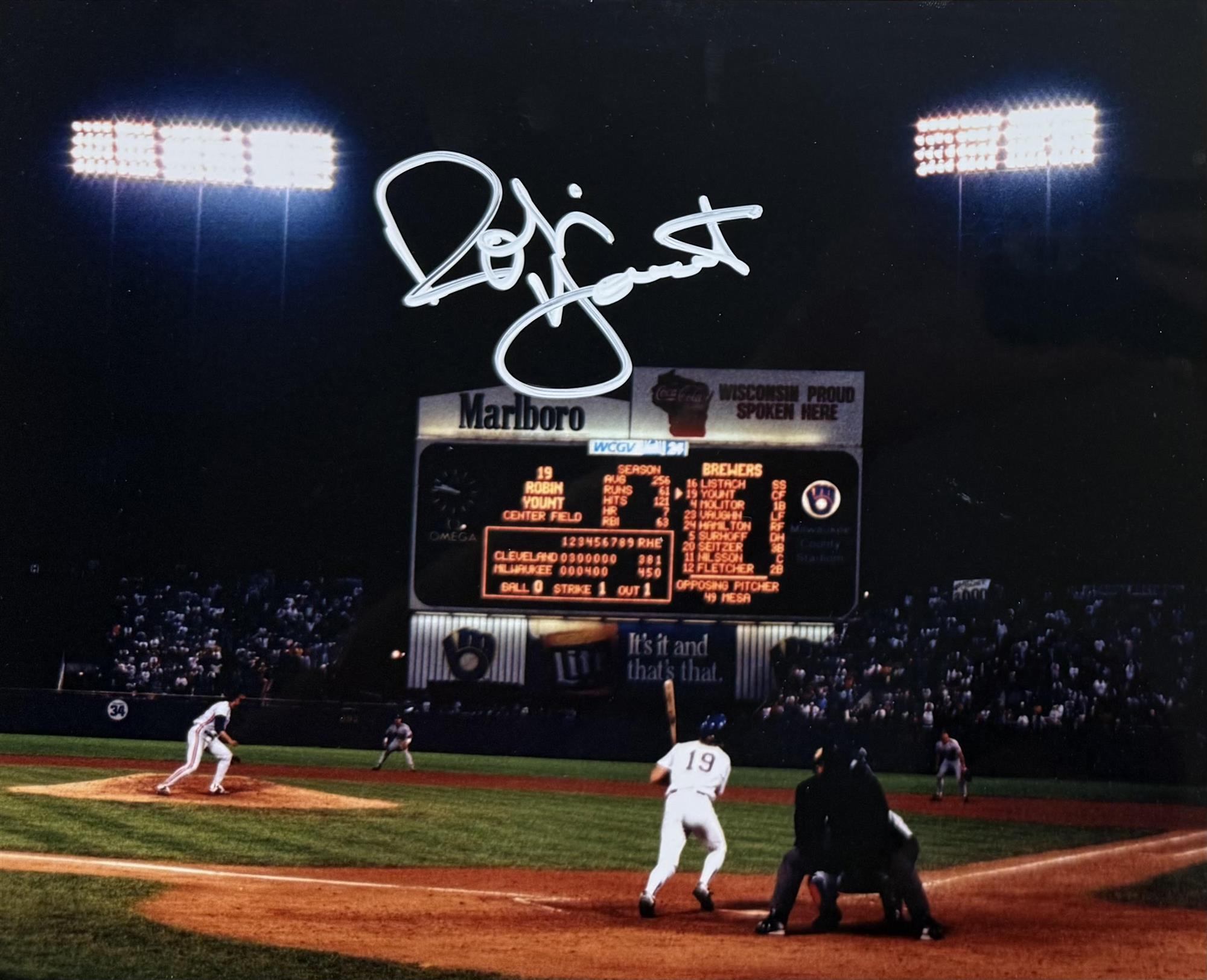 ROBIN YOUNT SIGNED BREWERS 8X10 PHOTO #13