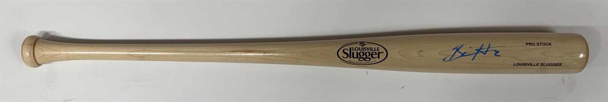 BILL HALL SIGNED LOUISVILLE SLUGGER BLOND BAT - BECKETT