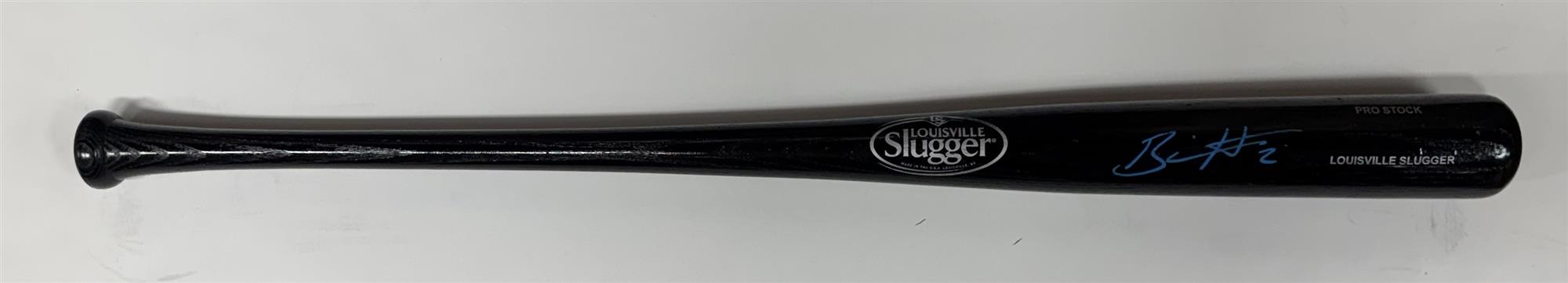 BILL HALL SIGNED LOUISVILLE SLUGGER BLACK BAT - BECKETT