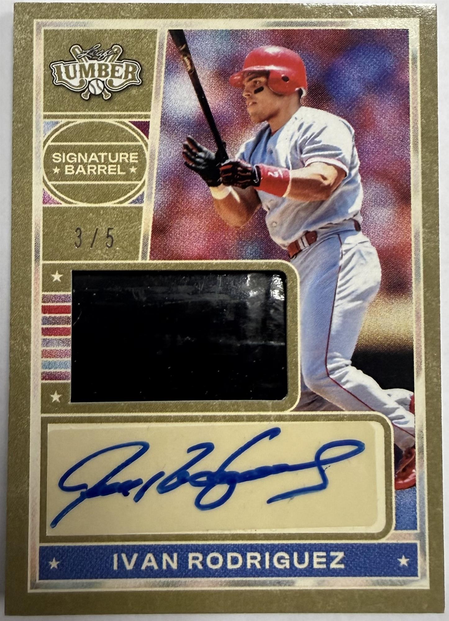 IVAN RODRIGUEZ AUTO BAT RELIC CARD - 2025 LEAF LUMBER CARD /5