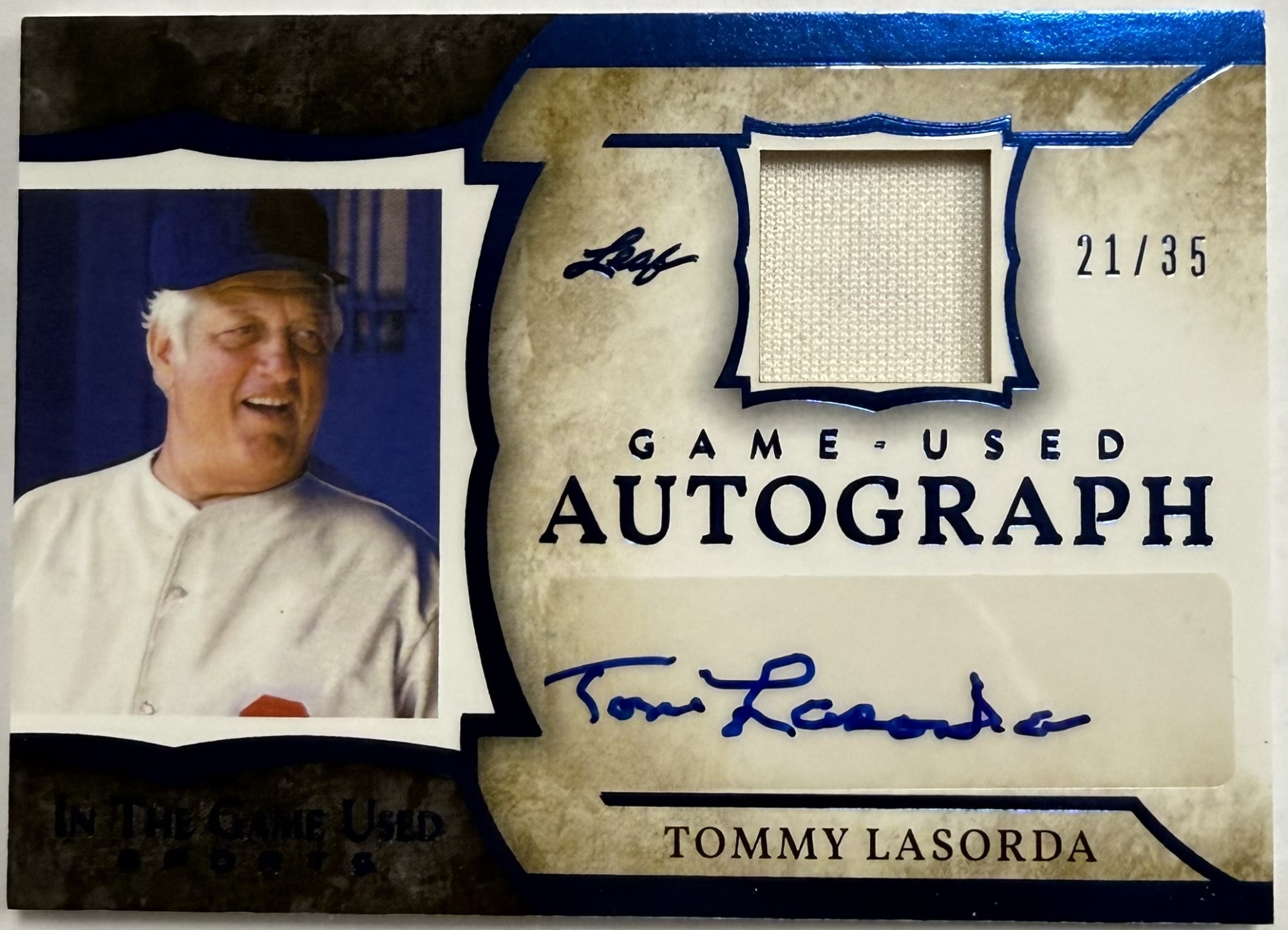 TOMMY LASORDA AUTO PATCH CARD - 2020 LEAF IN THE GAME USED /35