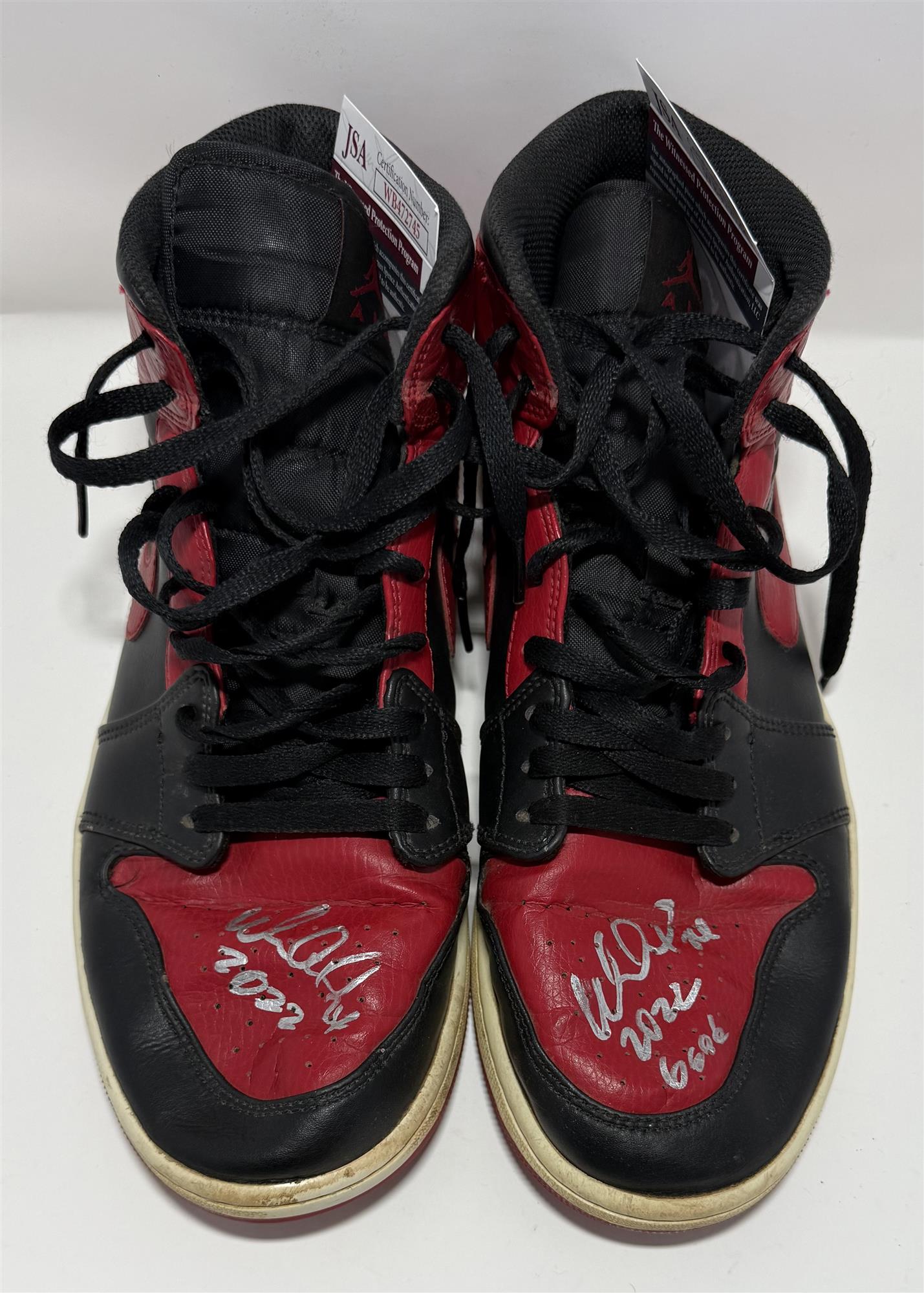 WILLIAM CONTRERAS SIGNED NIKE JORDANS USED SNEAKERS/CLEATS #20 - JSA