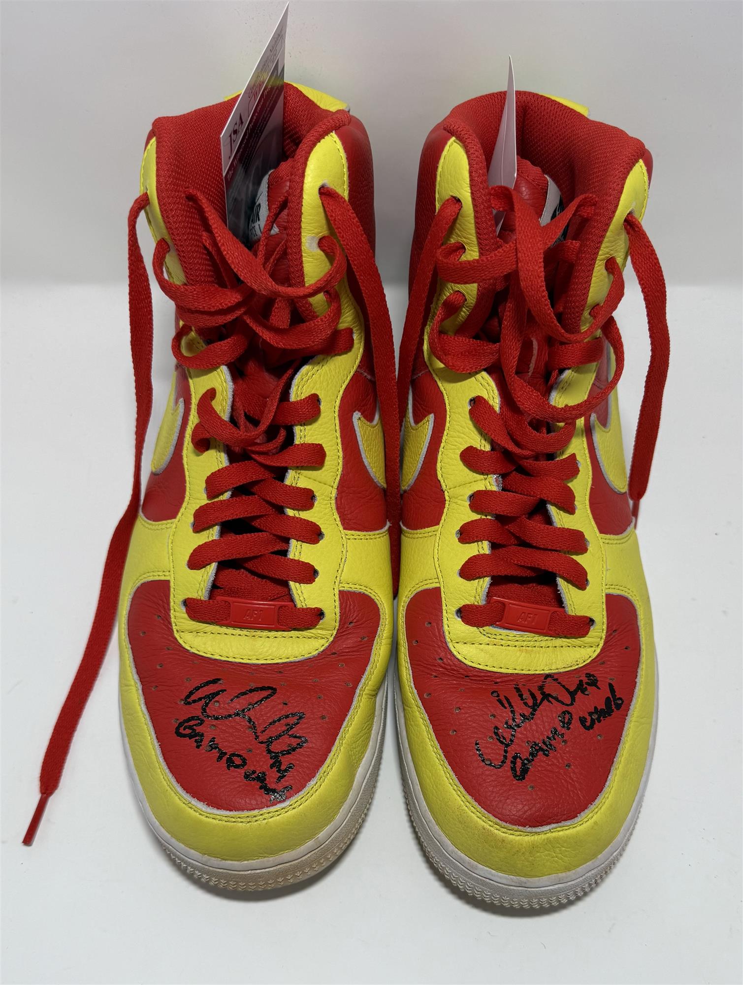WILLIAM CONTRERAS SIGNED NIKE USED SNEAKERS/CLEATS #21 - JSA