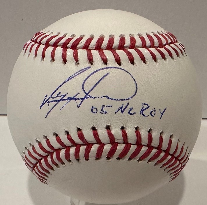 RYAN HOWARD SIGNED OFFICIAL MLB BASEBALL W/ ROY - PHILLIES - BAS