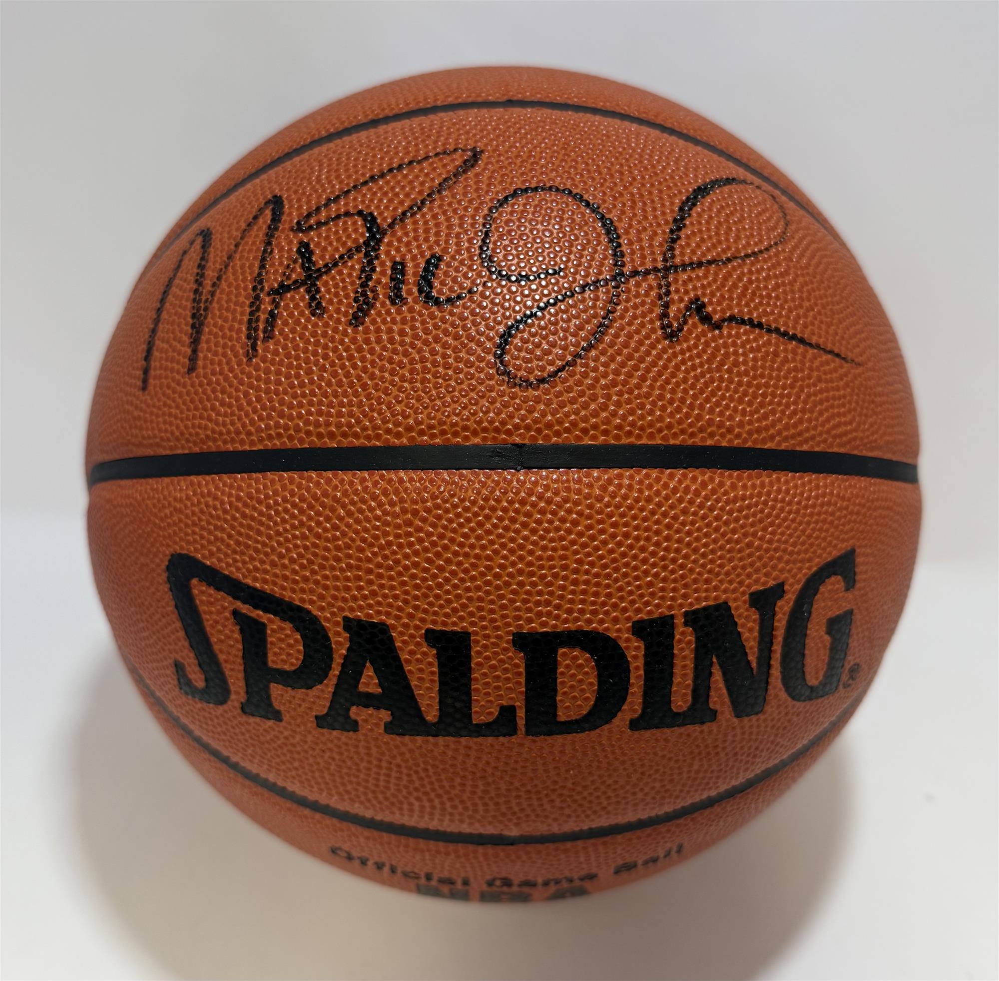 MAGIC JOHNSON - LOS ANGELES LAKERS - SIGNED SPALDING OFFICIAL BASKETBALL - JSA