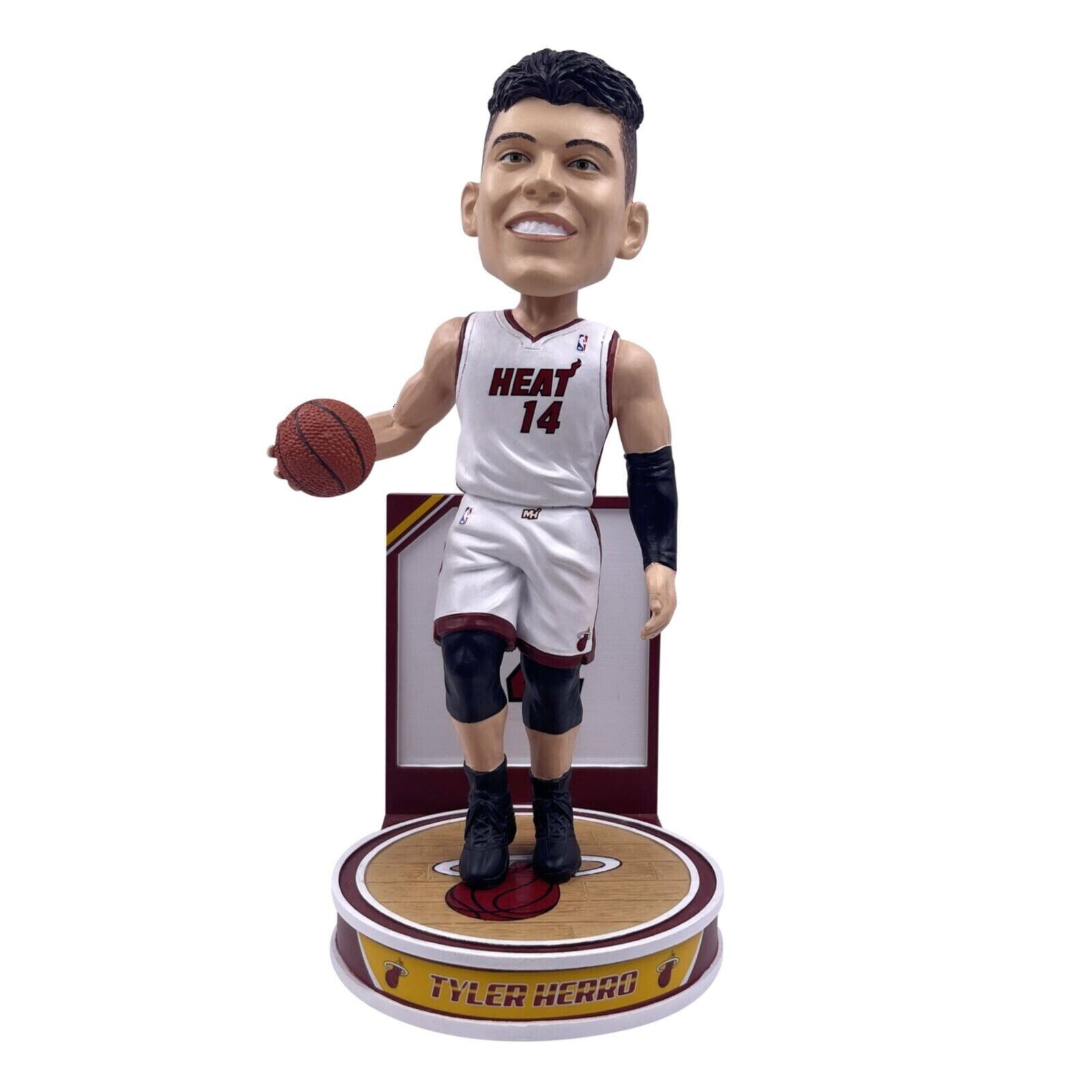 TYLER HERRO 2023 HERO SERIES FOCO MIAMI HEAT BOBBLEHEAD