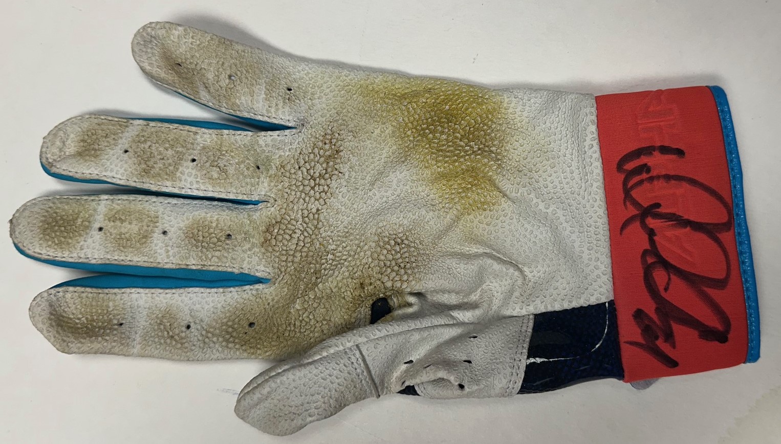 WILLIAM CONTRERAS SIGNED BREWERS NIKE ELITE FATHERS DAY GAME USED GLOVE #2 - JSA WILLIAM CONTRERAS SIGNED BREWERS NIKE ELITE FATHERS DAY GAME USED GLOVE #2 - JSA