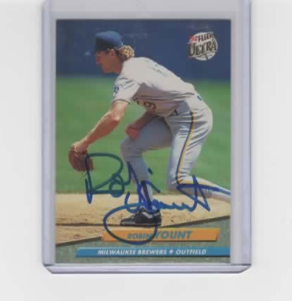 ROBIN YOUNT SIGNED 1992 FLEER ULTRA BREWERS CARD #87