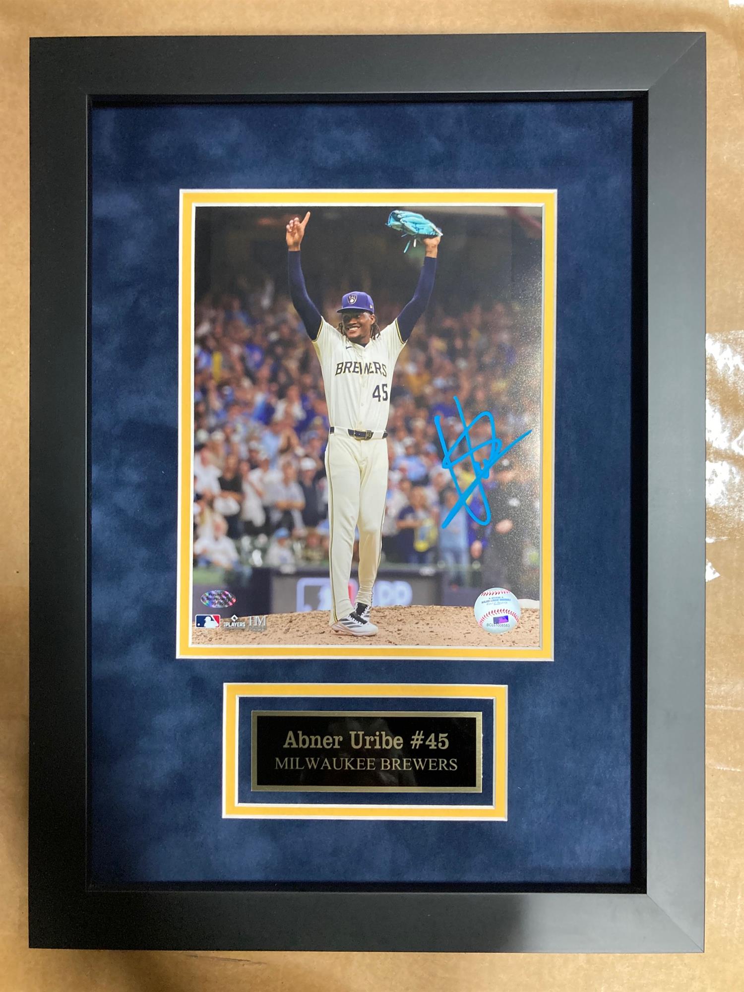 ABNER URIBE SIGNED FRAMED BREWERS 8X10 PHOTO #1
