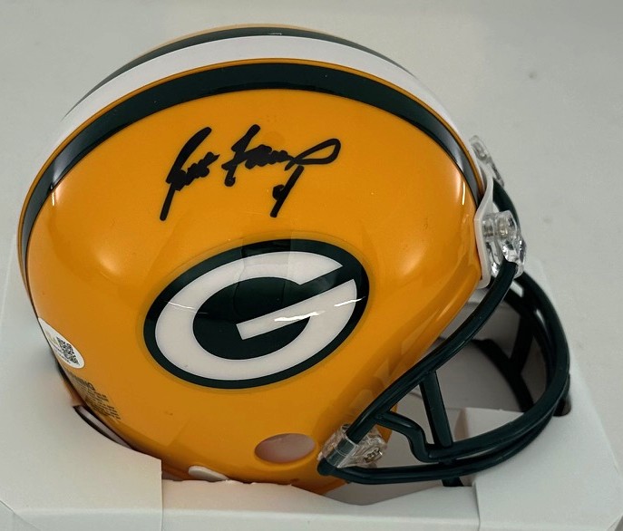 BRETT FAVRE SIGNED RIDDELL PACKERS VSR4 MINI HELMET - JSA