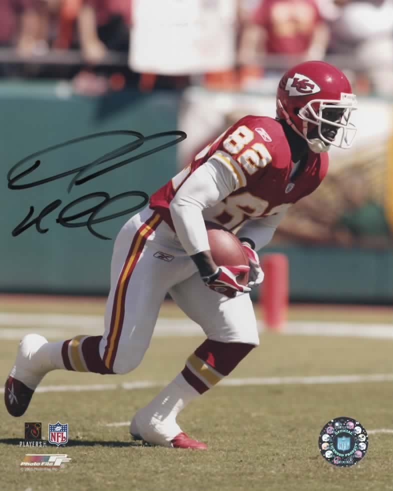 DANTE HALL SIGNED 8X10 KC CHIEFS PHOTO #1