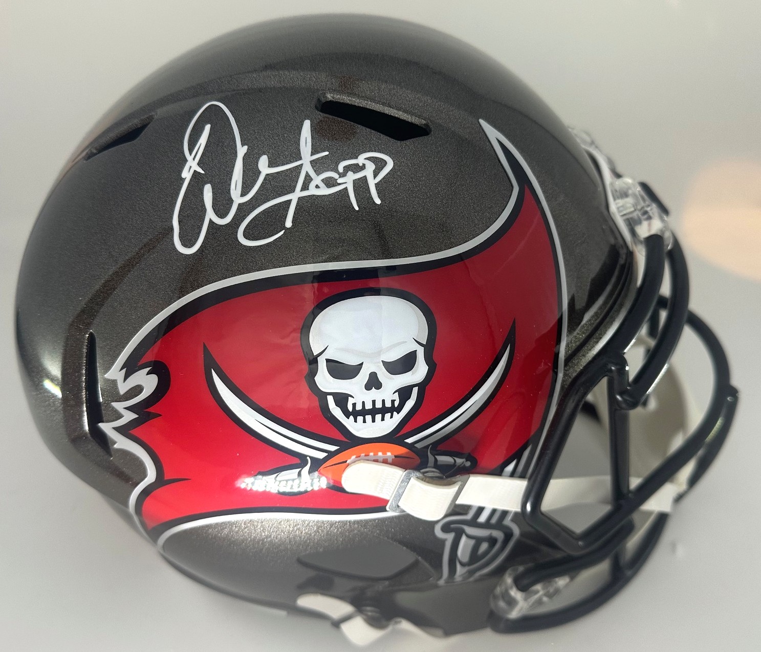 WARREN SAPP SIGNED FULL SIZE BUCCANEERS REPLICA SPEED HELMET - BAS