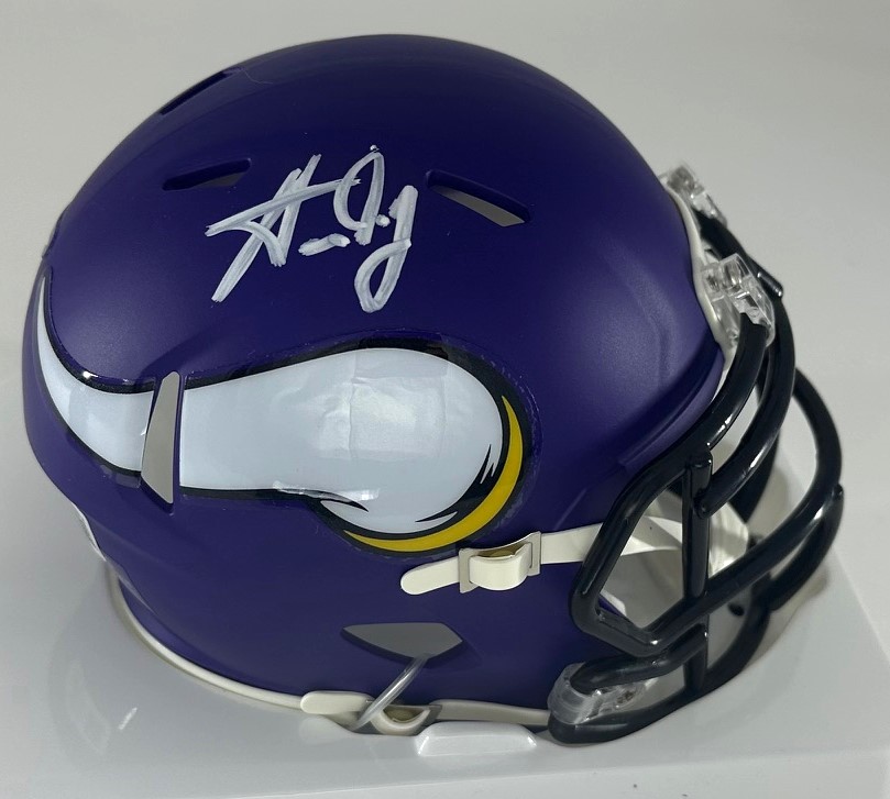 AARON JONES SIGNED RIDDELL VIKINGS SPEED MINI HELMET - BAS