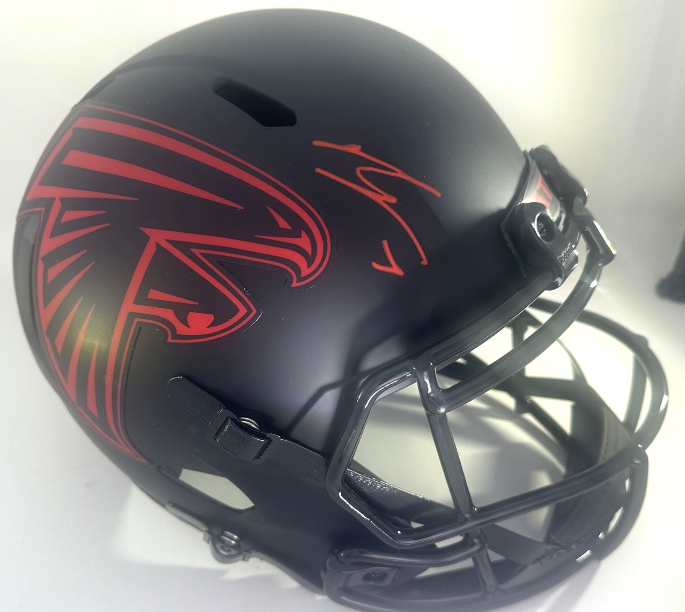 BIJAN ROBINSON SIGNED FULL SIZE FALCONS REPLICA ECLIPSE HELMET - BAS