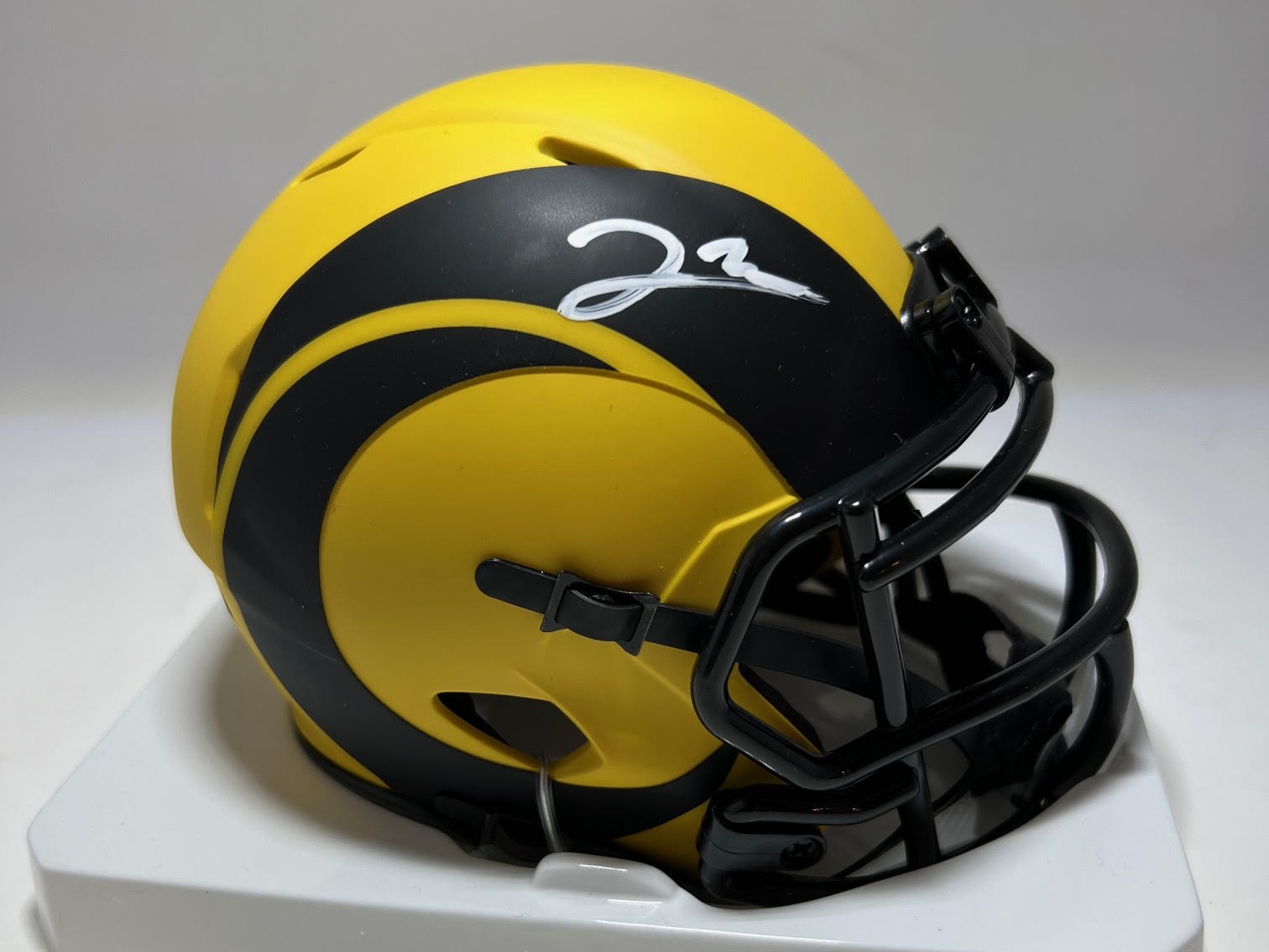 JARED VERSE SIGNED RAVE MINI HELMET - LOS ANGELES RAMS NFL - BAS