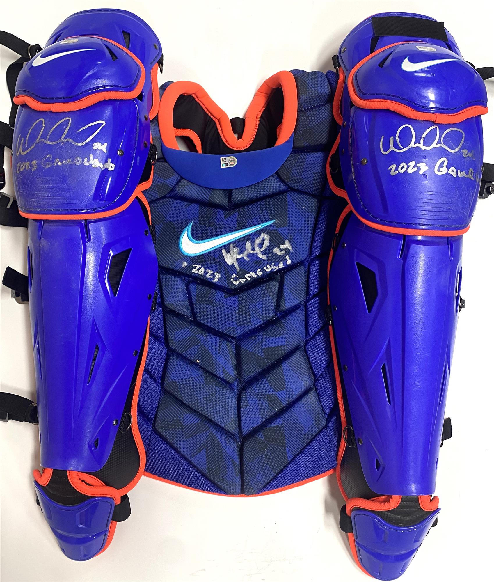 WILLIAM CONTRERAS SIGNED BREWERS 2023 FATHERS DAY GAME USED CATCHERS GEAR #12 - JSA WILLIAM CONTRERAS SIGNED BREWERS 2023 FATHERS DAY GAME USED CATCHERS GEAR #12 - JSA