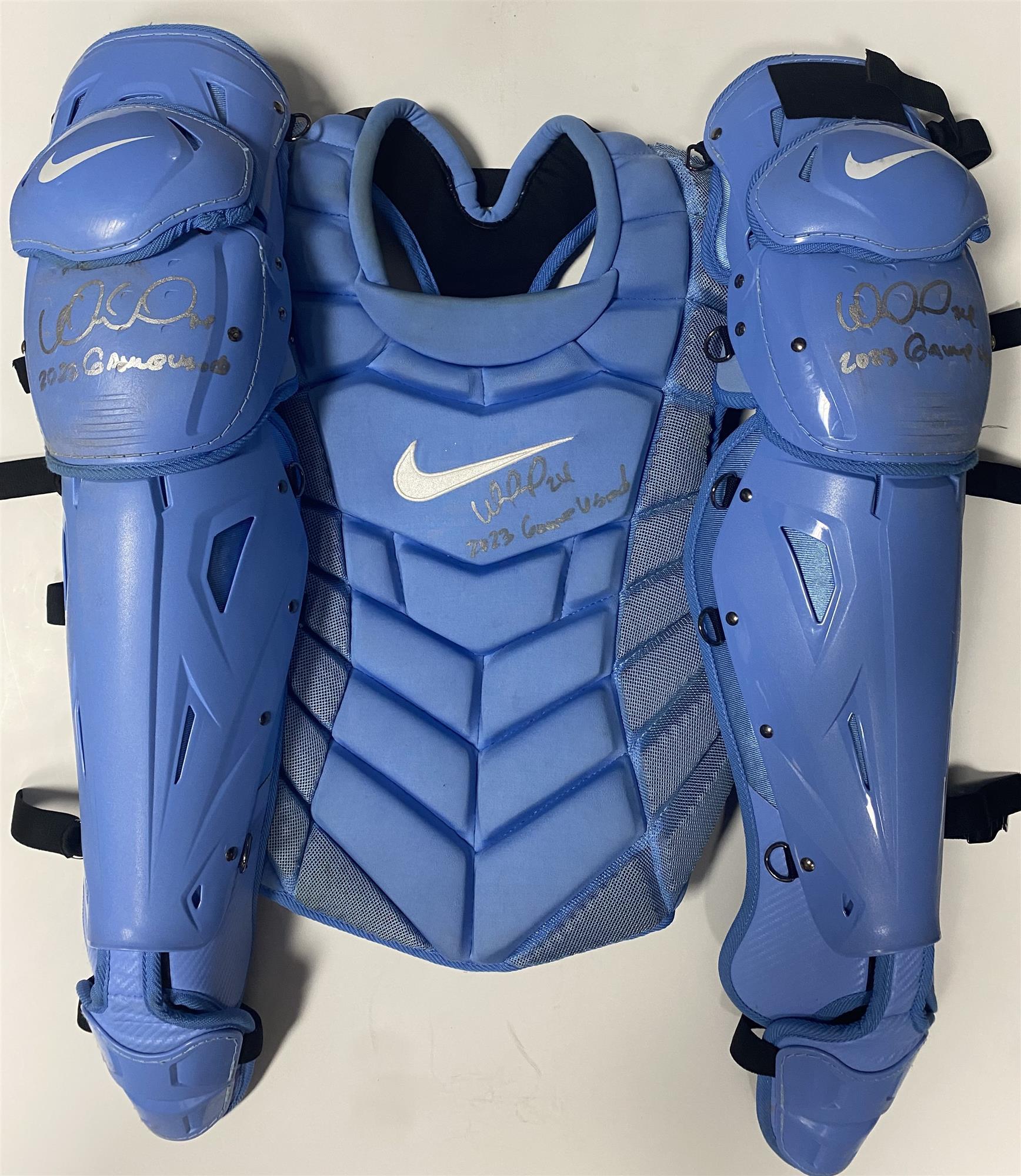 WILLIAM CONTRERAS SIGNED BREWERS 2023 GAME USED CATCHERS GEAR #15 - JSA WILLIAM CONTRERAS SIGNED BREWERS 2023 GAME USED CATCHERS GEAR #15 - JSA