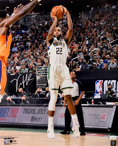 KHRIS MIDDLETON SIGNED 16x20 BUCKS PHOTO #1 - JSA