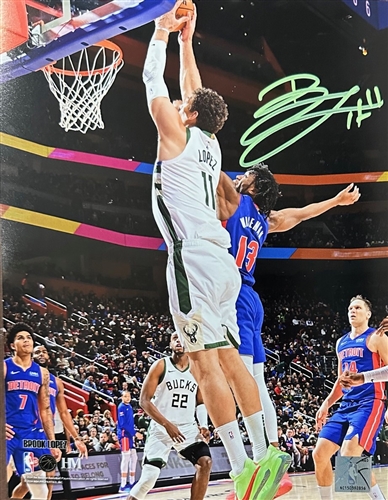 BROOK LOPEZ SIGNED 8X10 BUCKS PHOTO #8