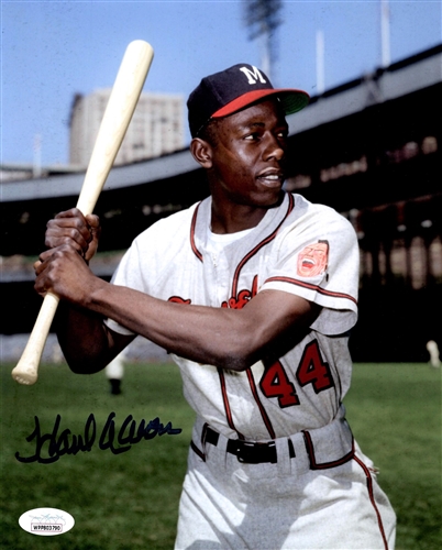 HENRY HANK AARON SIGNED 8X10 MILW. BRAVES PHOTO #21 - JSA