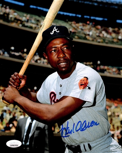 HENRY HANK AARON SIGNED 8X10 ATLANTA BRAVES PHOTO #25 - JSA
