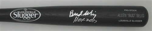BUD SELIG SIGNED LOUISVILLE SLUGGER NAME ENGRAVED BLACK BAT W/ HOF - BREWERS - JSA BUD SELIG SIGNED LOUISVILLE SLUGGER NAME ENGRAVED BLACK BAT W/ HOF - BREWERS - JSA