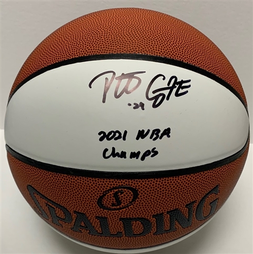 PAT CONNAUGHTON SIGNED FULL SIZE SPALDING WHITE PANEL BASKETBALL W/ SCRIPT - JSA PAT CONNAUGHTON SIGNED FULL SIZE SPALDING WHITE PANEL BASKETBALL W/ SCRIPT - JSA