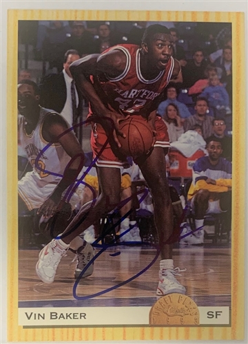 VIN BAKER SIGNED 1993 CLASSIC DRAFT PICKS BUCKS ROOKIE CARD #5